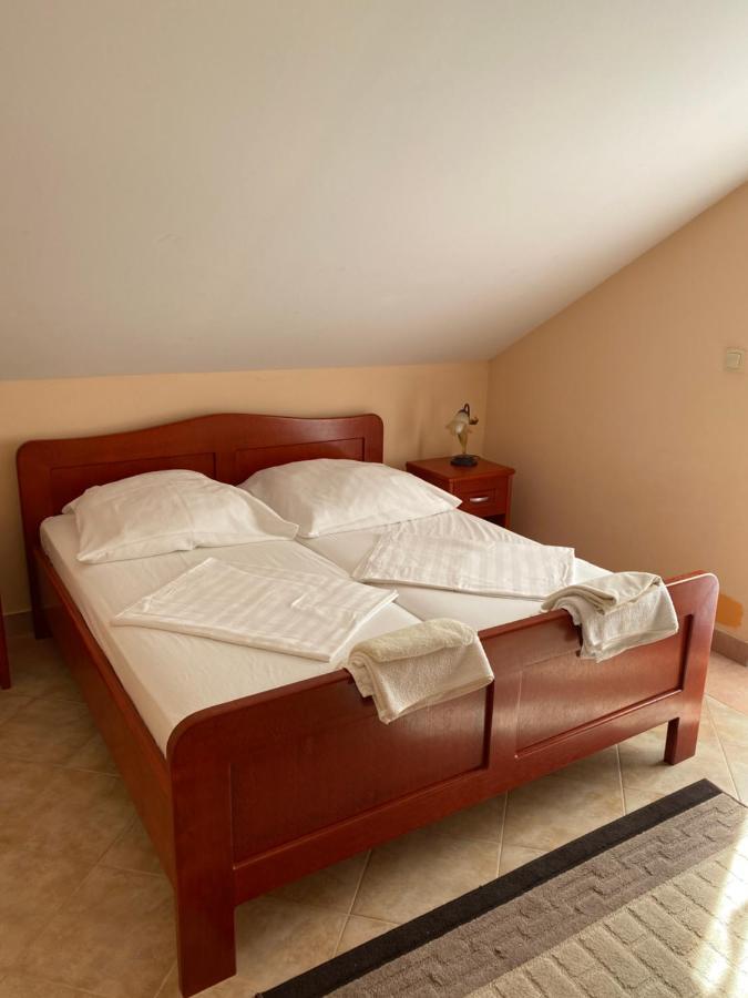 Vila Corovic Kumbor Room photo