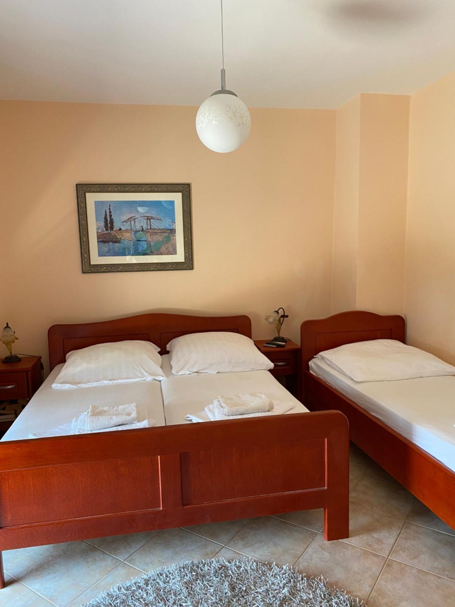 Vila Corovic Kumbor Room photo