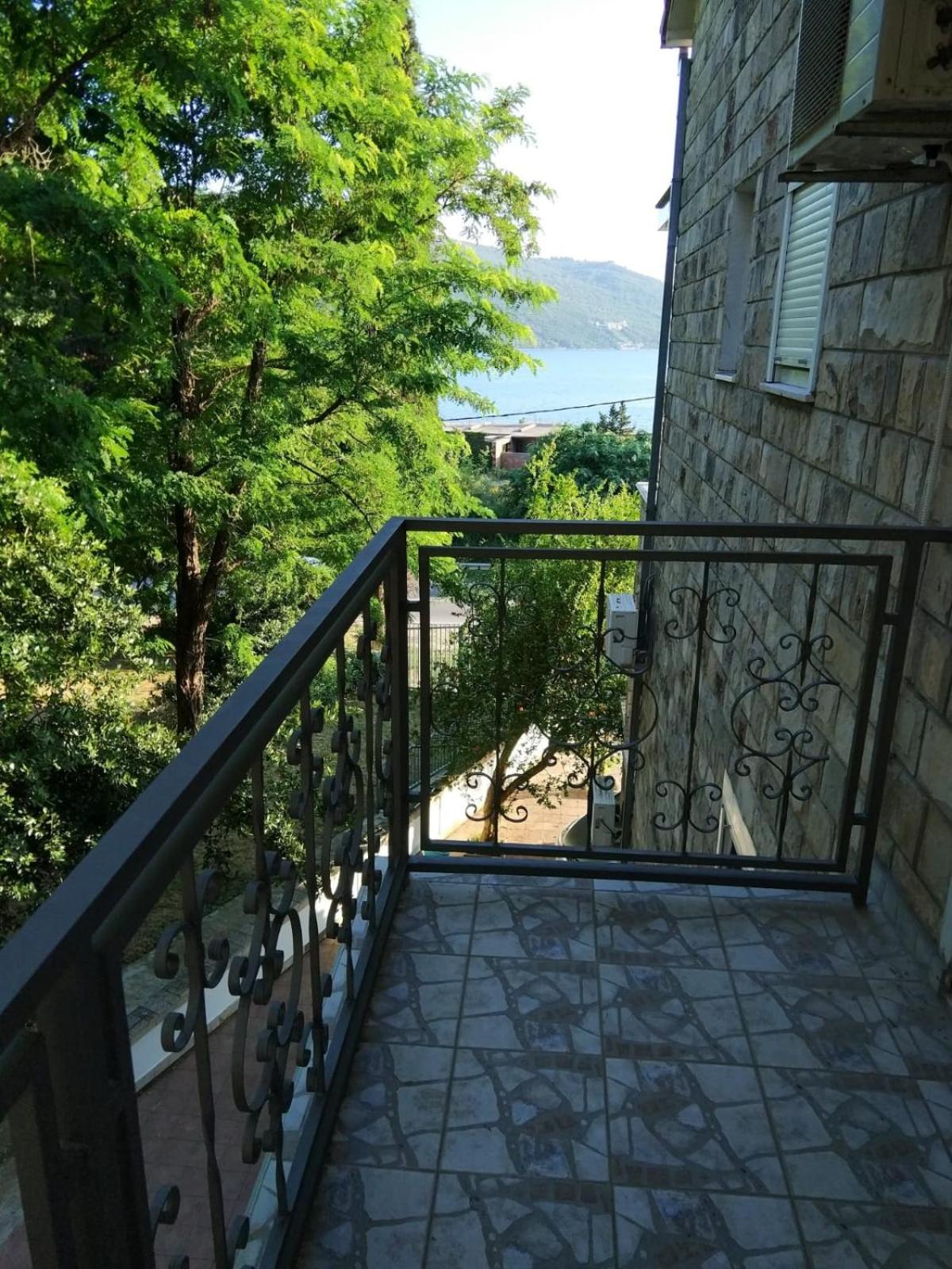 Vila Corovic Kumbor Room photo